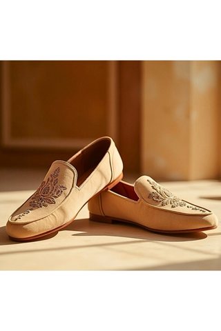 Beige Embroidered Jutti Loafers for Men – Sherwani & Wedding Shoes
