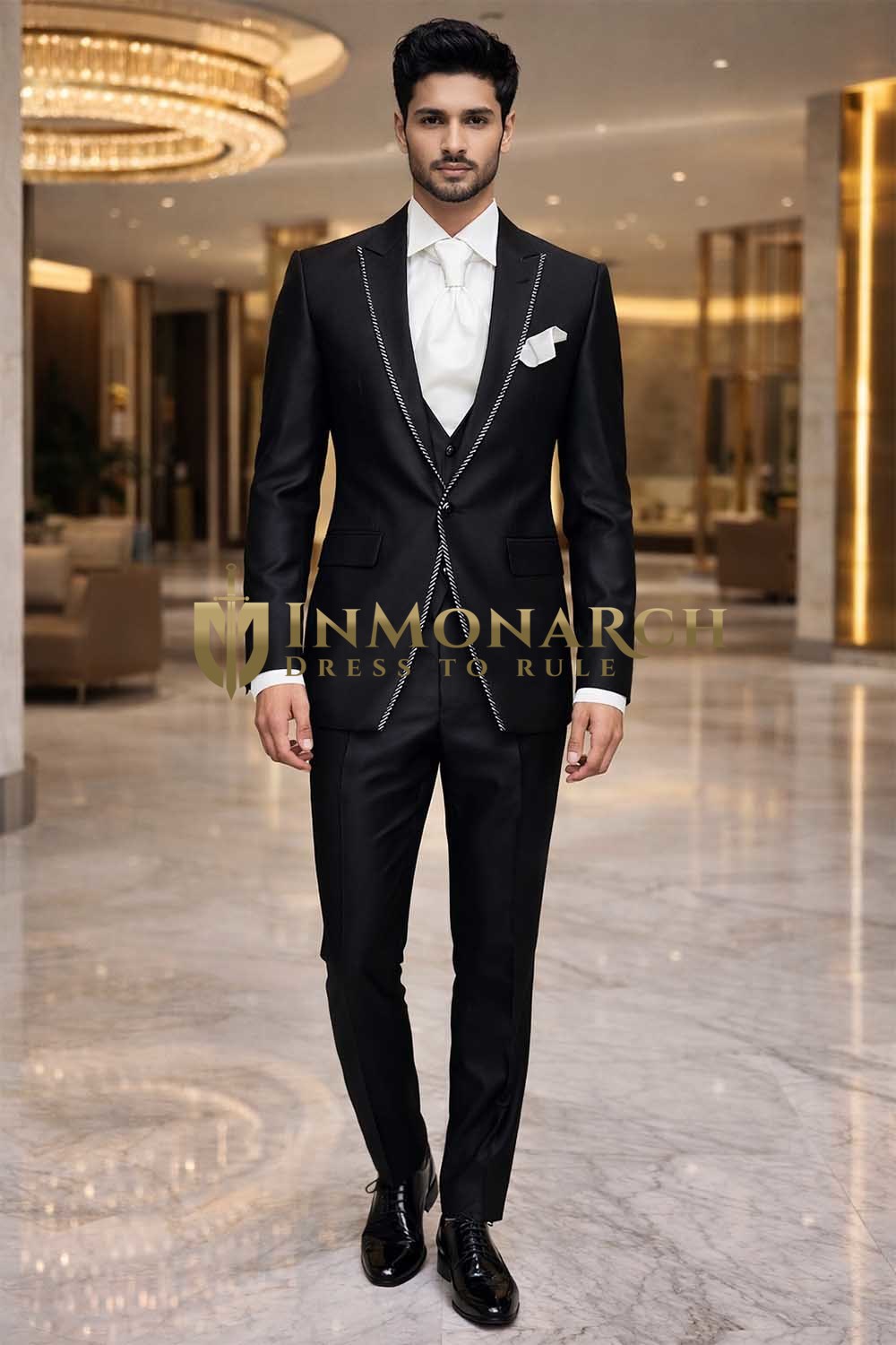 Smoking noir col pointu 6 pièces homme