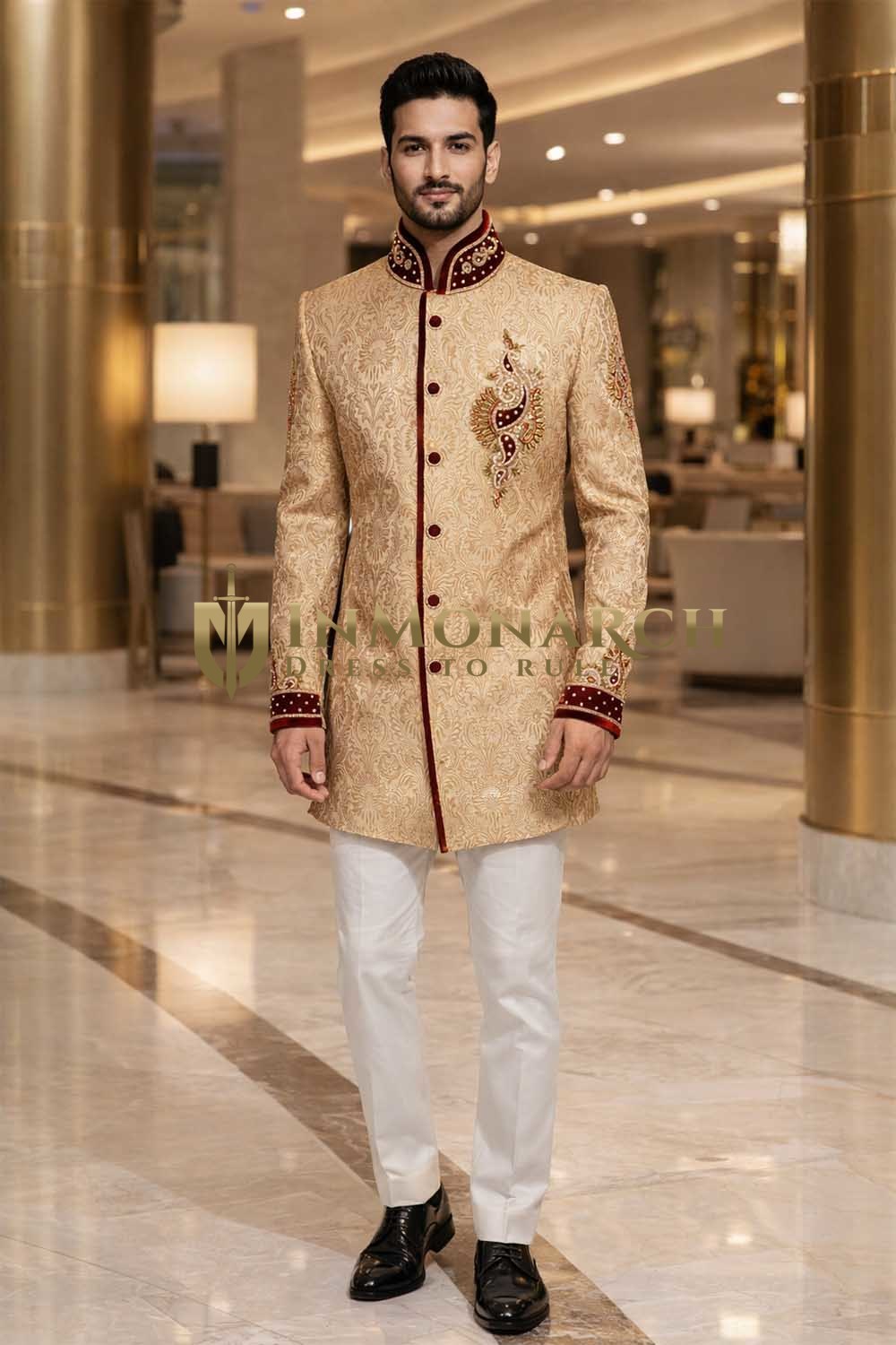 Costume Jodhpuri doré et bordeaux mariage