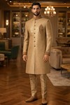 Traje indo occidental beige bordado botones
