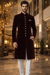 Einfacher brauner Indowestern Anzug