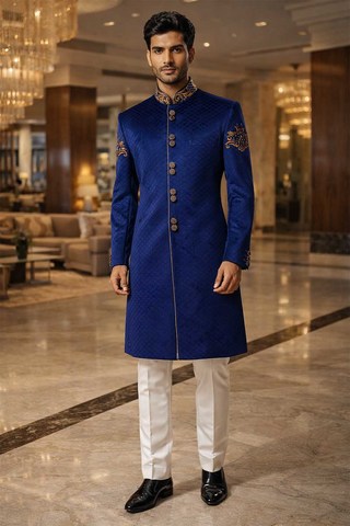 Traje azul indo occidental bordado dorado