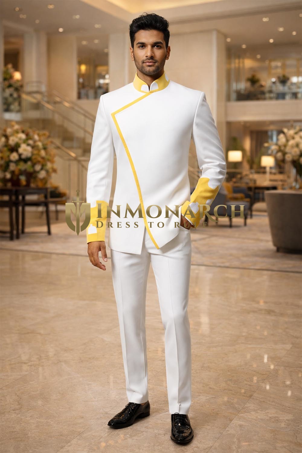 Traje Jodhpuri estilo vintage amarillo