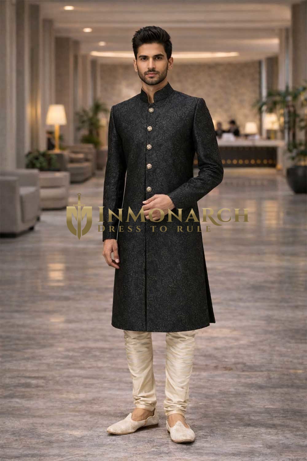 Sherwani mariage gris floral crème