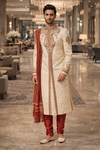 Sherwani doré mariage style Bollywood