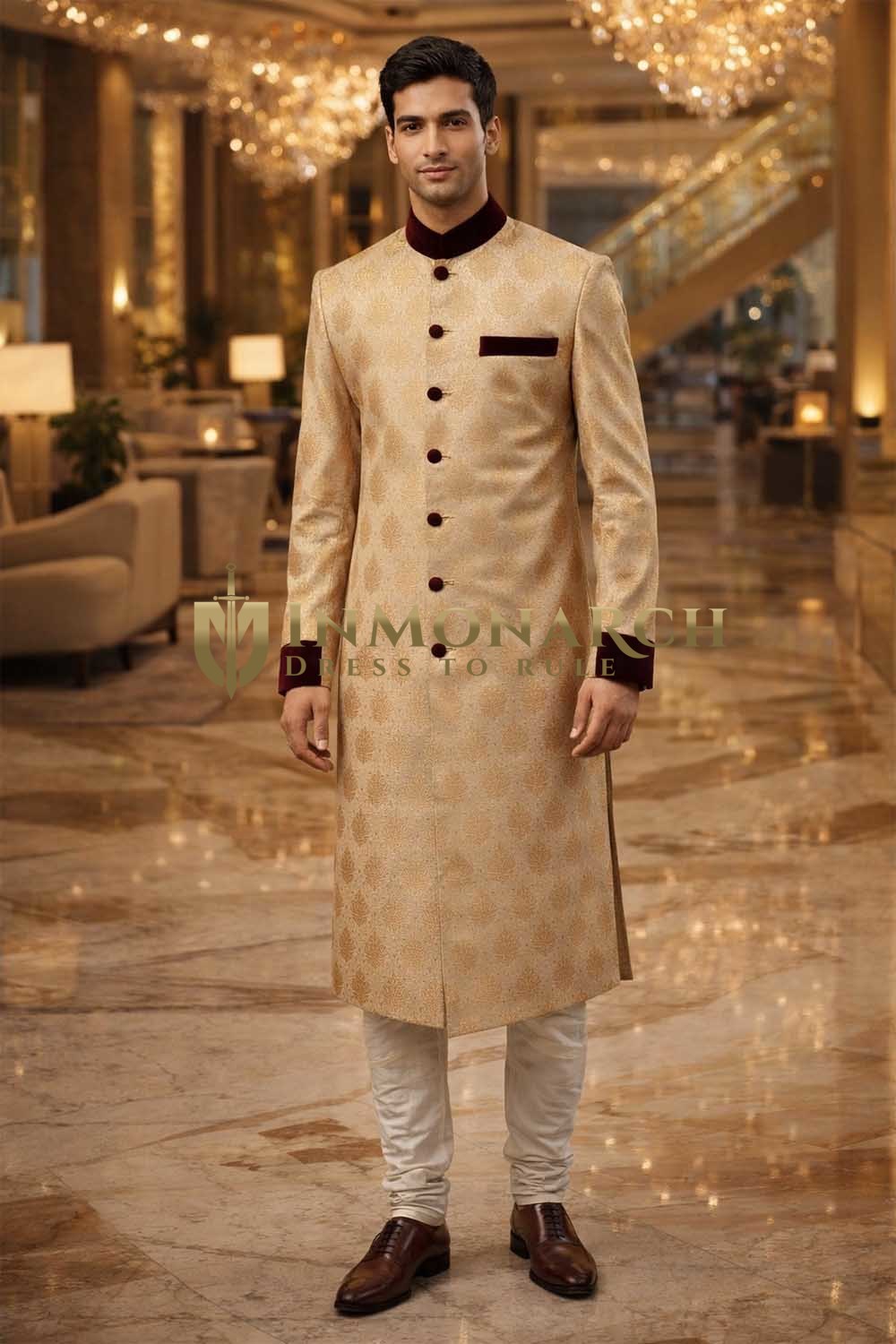 Sherwani marié 7 boutons doré bordeaux