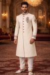 Exklusiver weißer Hochzeits-Sherwani mit Stickerei