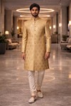 Sherwani de mariage doré col Nehru