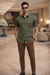 Safari Hemd Olivgrün Kurzarm Herren – Utility Style mit Schulterklappen