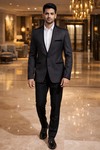 Dunkelgrauer Blazer mit Samtbesatz