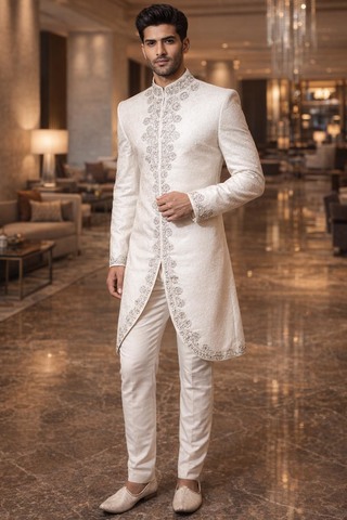 Traje indo occidental blanco festivo