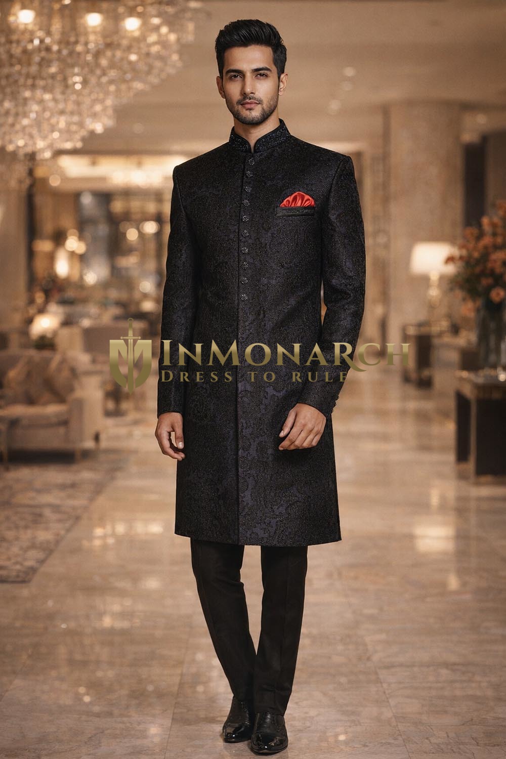 Tenue indo occidentale élégante brodée