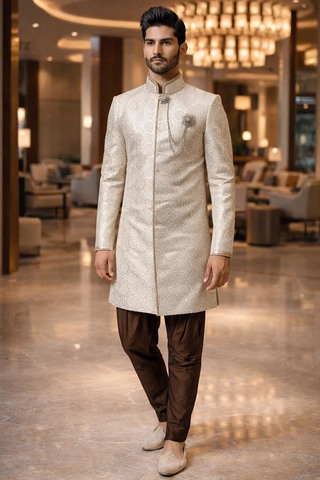 Traje indo occidental cuello Nehru crema
