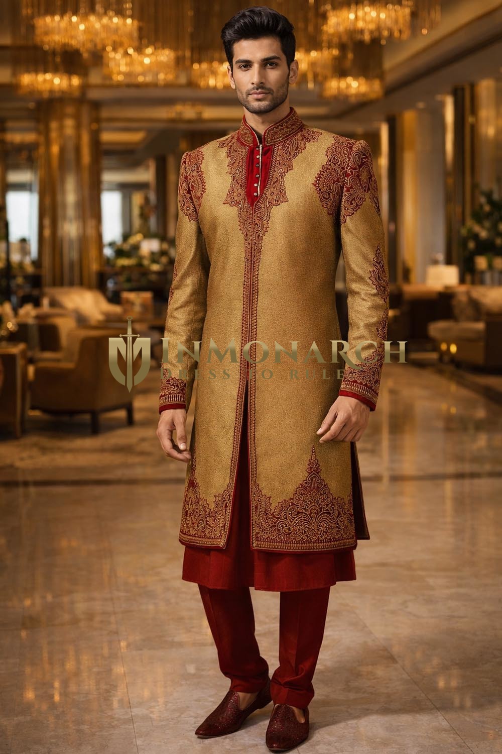 Traje indowestern beige con bordado