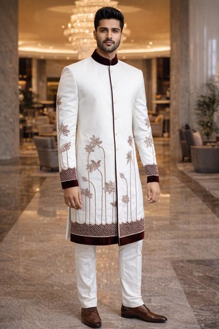 Traje indo occidental blanco con bordado