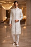 Weißer Seiden-Sherwani Hochzeit bestickt