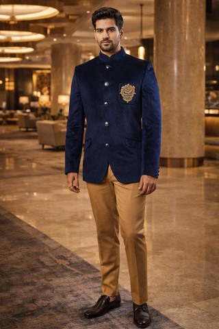 Blazer azul marino bordado bolsillo cuello nehru 5 botones