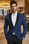 Blazer bleu à col satiné noir