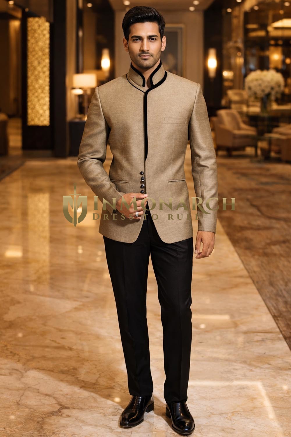 Traje Jodhpuri verde con terciopelo