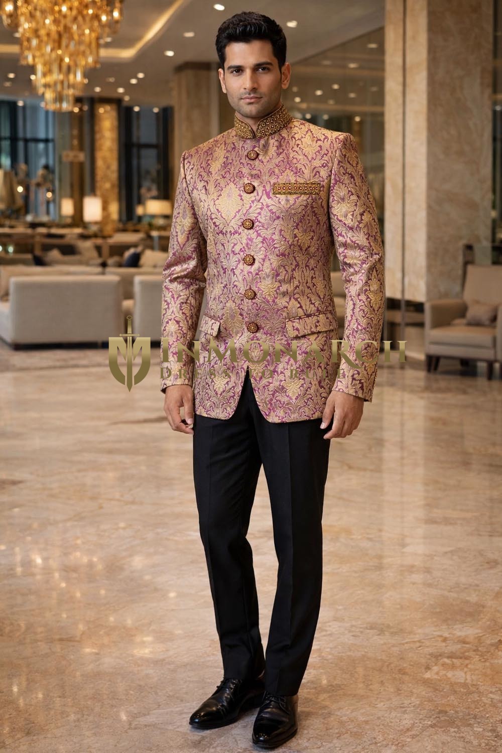 Traje Jodhpuri morado bordado cuello