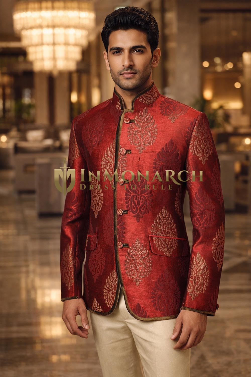  Jodhpuri Anzug Bordeaux mit Goldbesatz