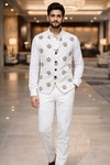 Gilet costume homme fleuri blanc élégant